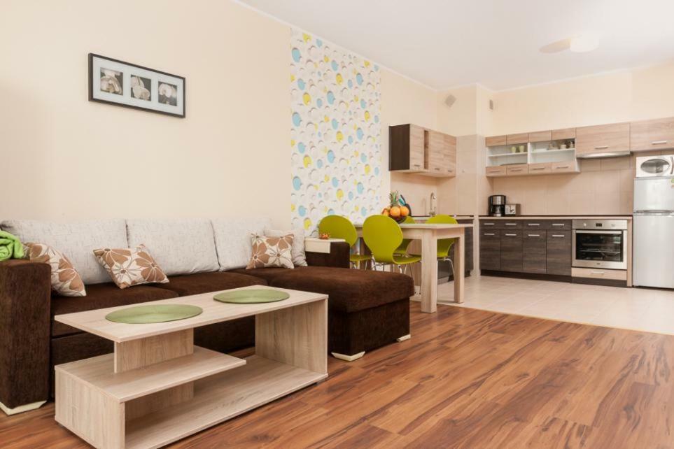 Apartamenty Platan Swinoujscie Exterior photo